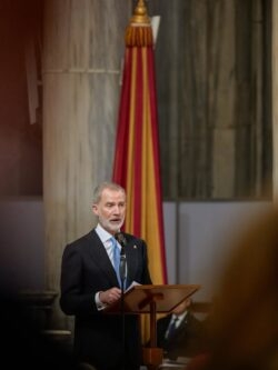 O rei Filipe discursa